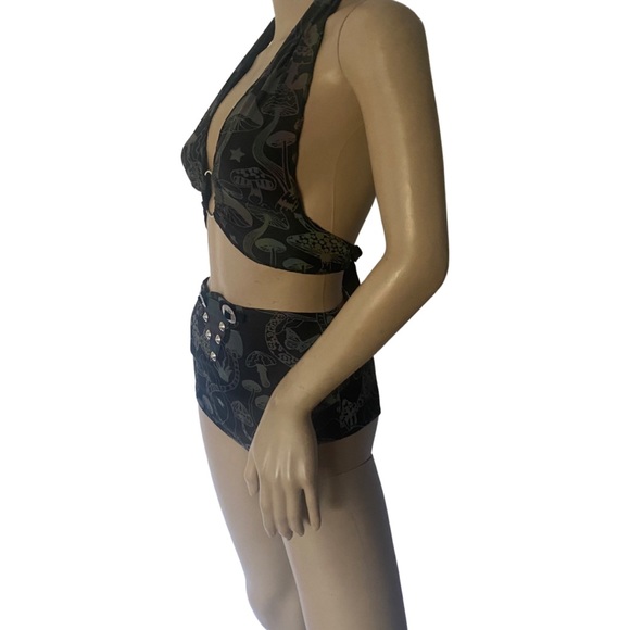 Two piece rave outfit - Picture 6 of 9